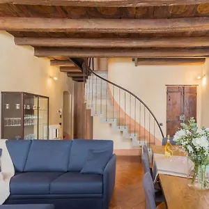  Apartment Antiche Mura By Rent Italy